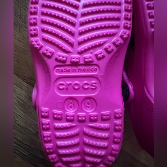 Toddler Crocs - Picture 3 of 3